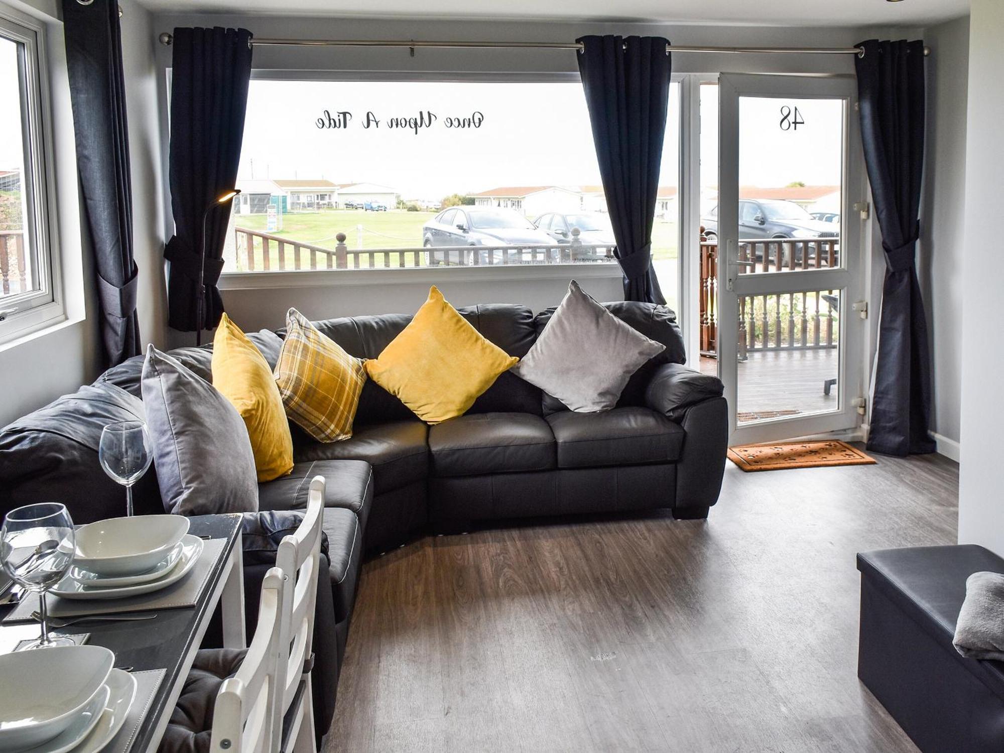 Vila Once Upon A Tide Bacton  Exteriér fotografie
